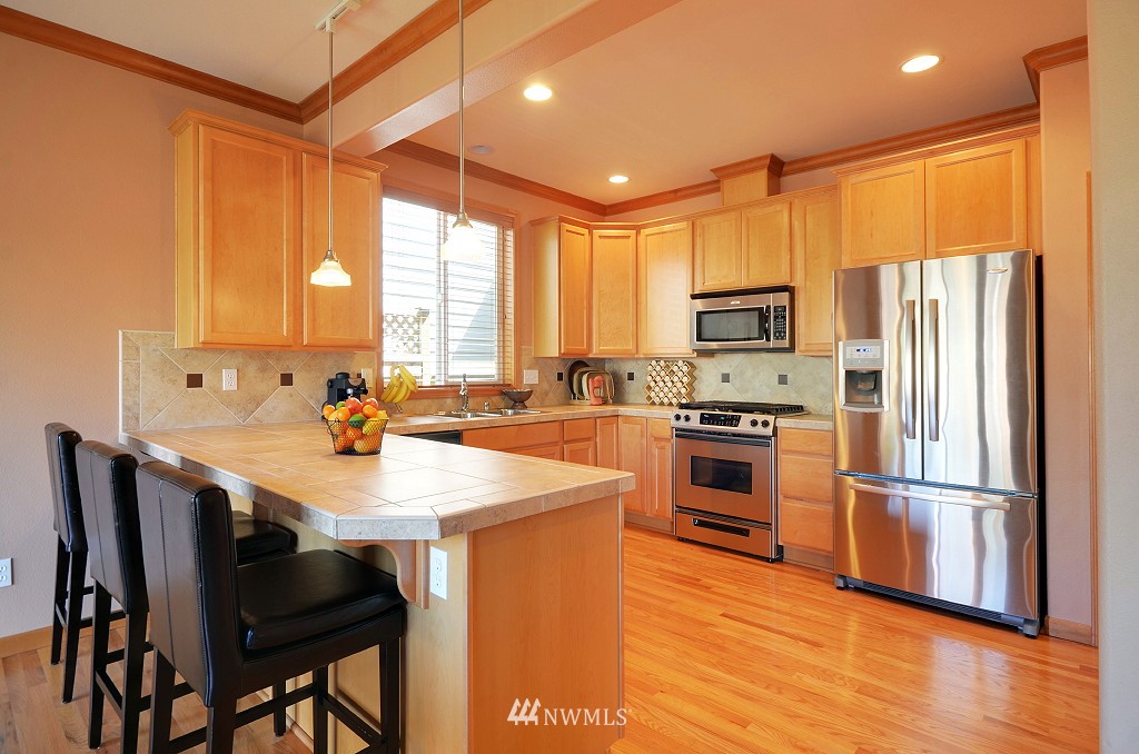 105 182nd Place Southwest Bothell, WA 98012 - Photo 7 of 15