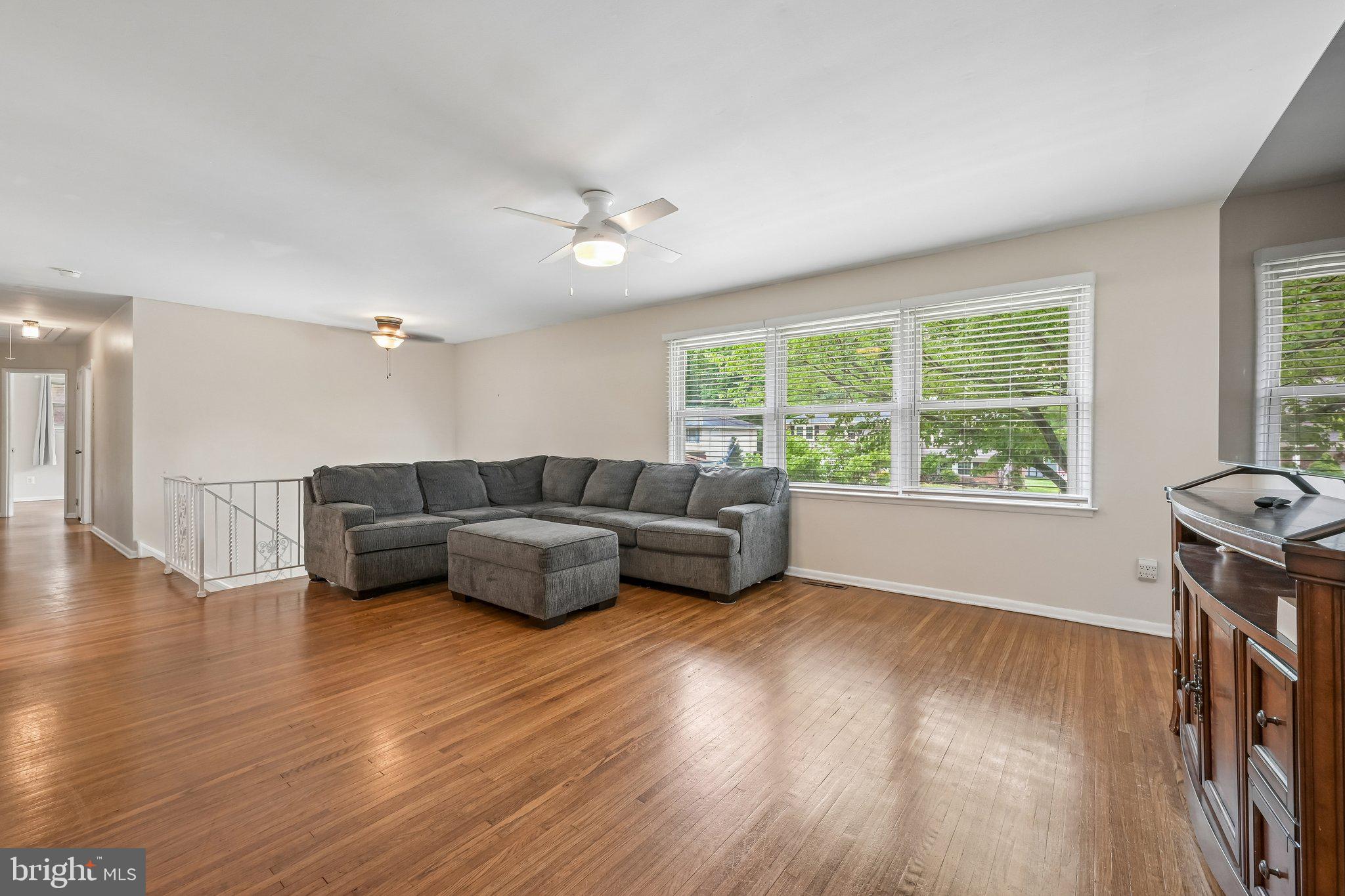 114 Chatham Road Mount Laurel, NJ 08054 - Photo 5 of 25