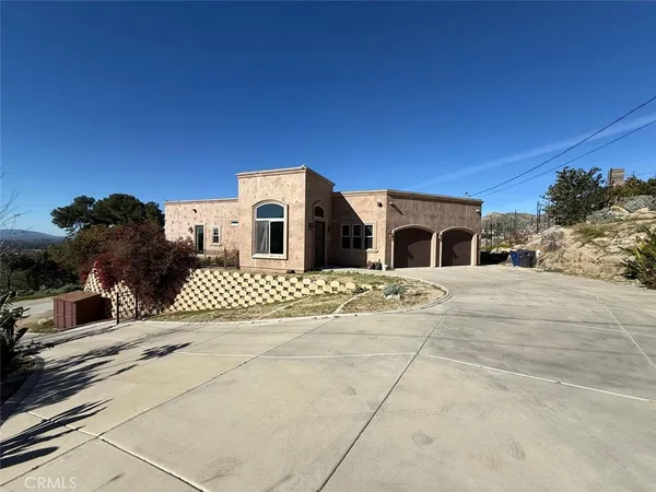 $975,000 | 3000 Galaxie Road, Riverside, CA 92507