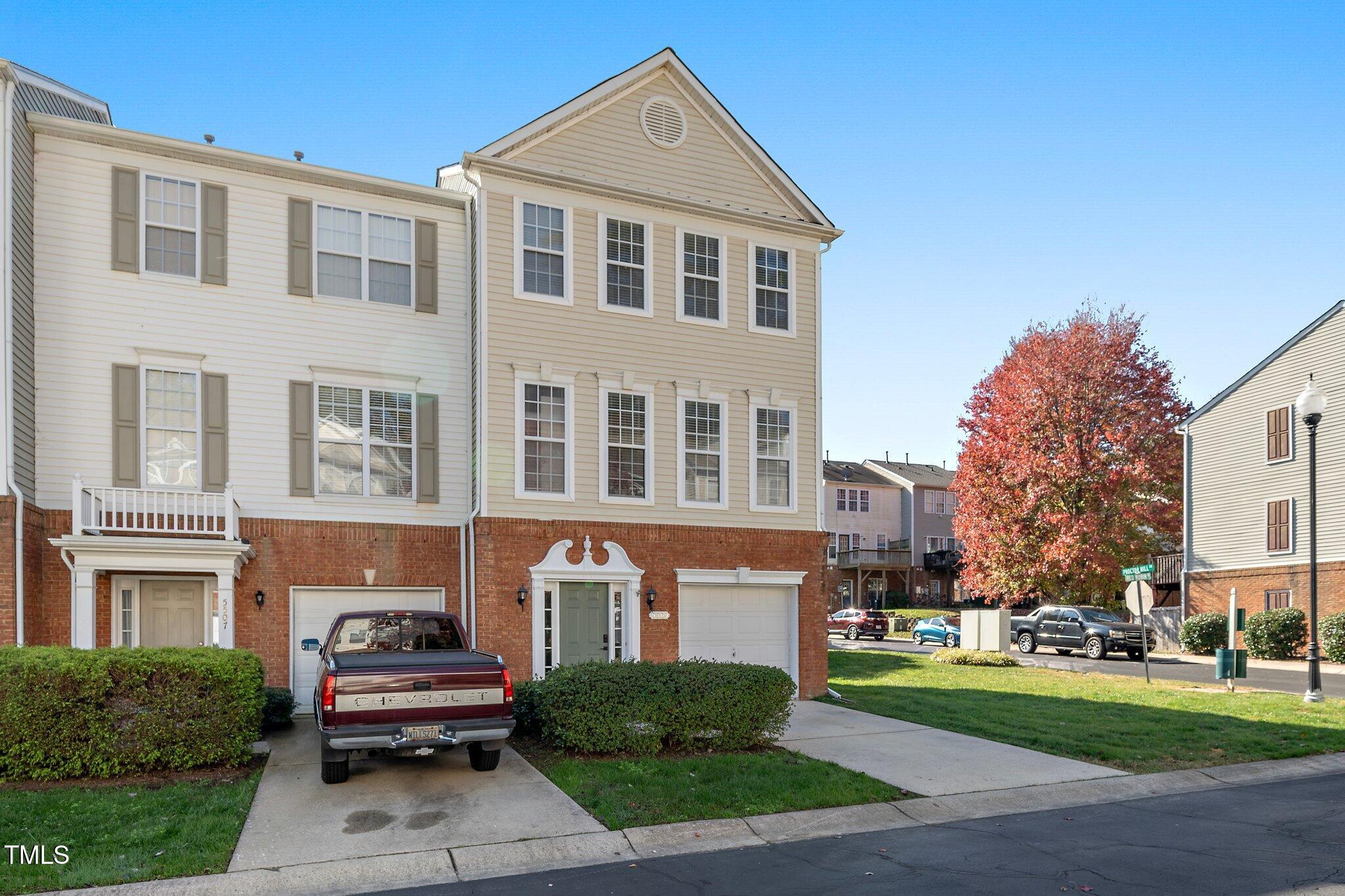 5509 Red Robin Road Raleigh, NC 27613 - Photo 1 of 28 1-web-or-mls-5509 Red Robin (23 of 28) c
