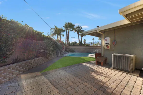 $995,000 | 1617 East Paseo El Mirador, Palm Springs, CA 92262