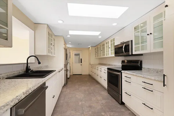 $995,000 | 1617 East Paseo El Mirador, Palm Springs, CA 92262