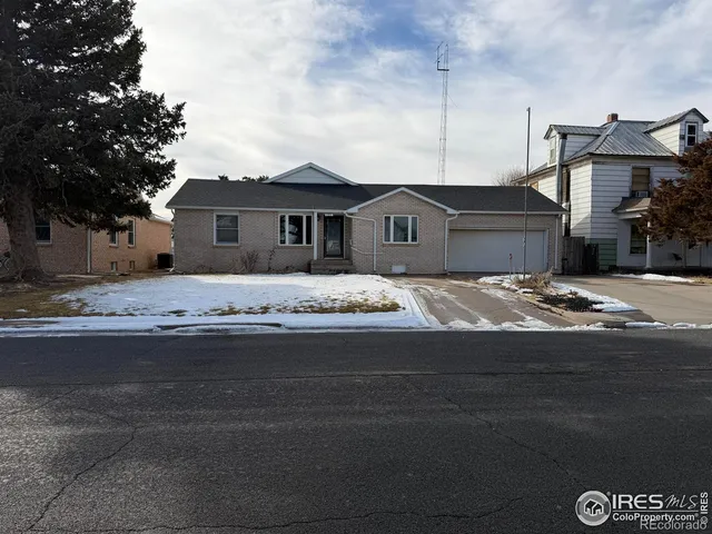 $299,900 | 131 East 2nd Street North, Cheyenne Wells, CO 80810