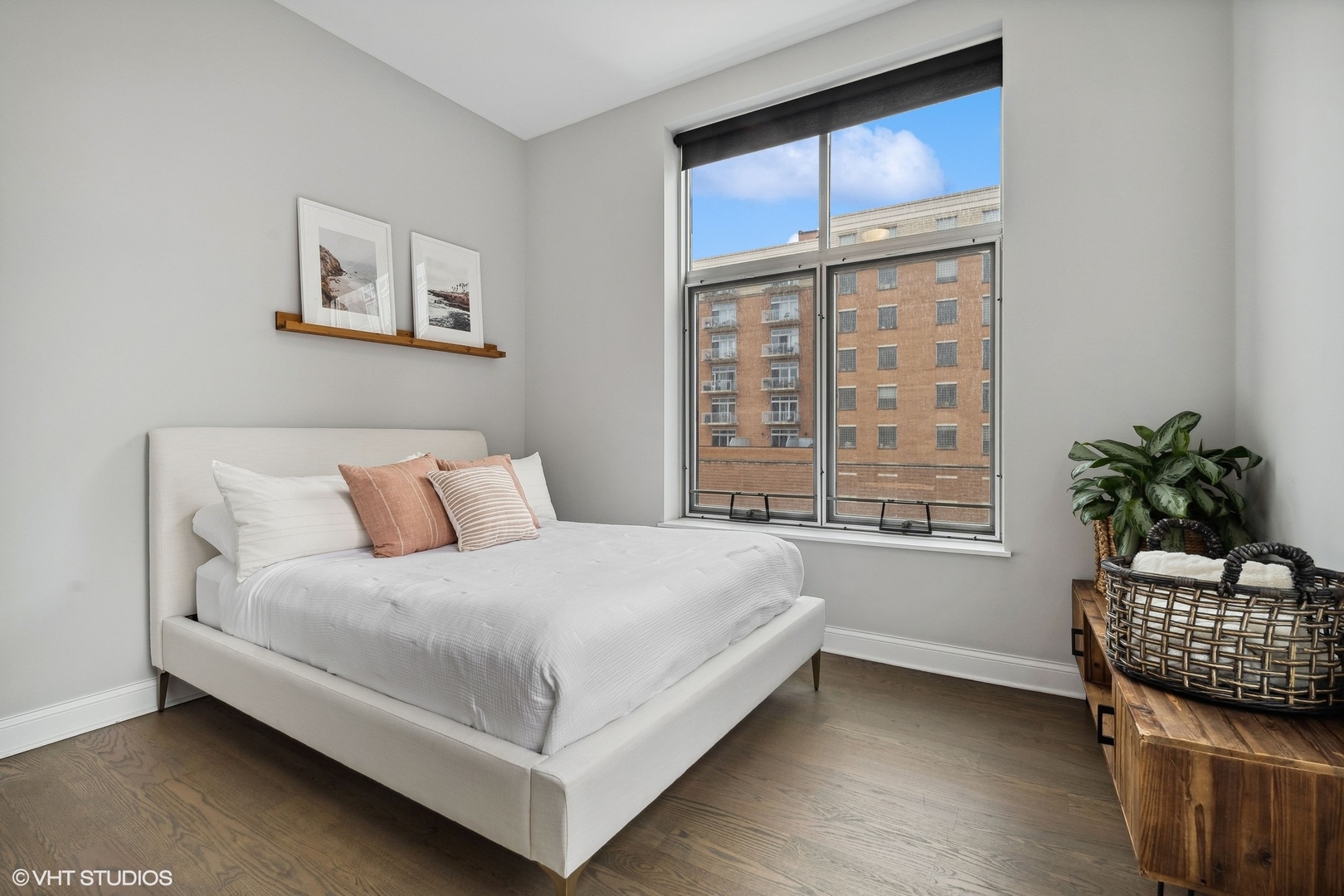 949 West Madison Street, Unit B409 Chicago, IL 60607 - Photo 12 of 16 Gallery Image 12