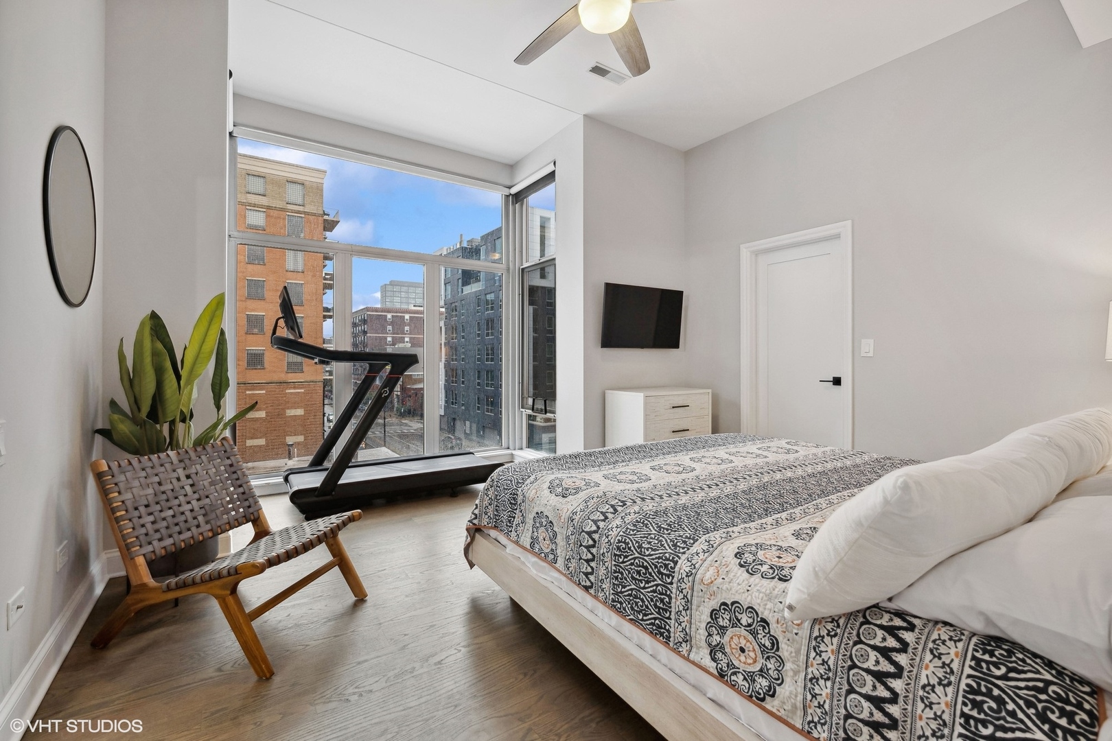 949 West Madison Street, Unit B409 Chicago, IL 60607 - Photo 9 of 16 Gallery Image 9
