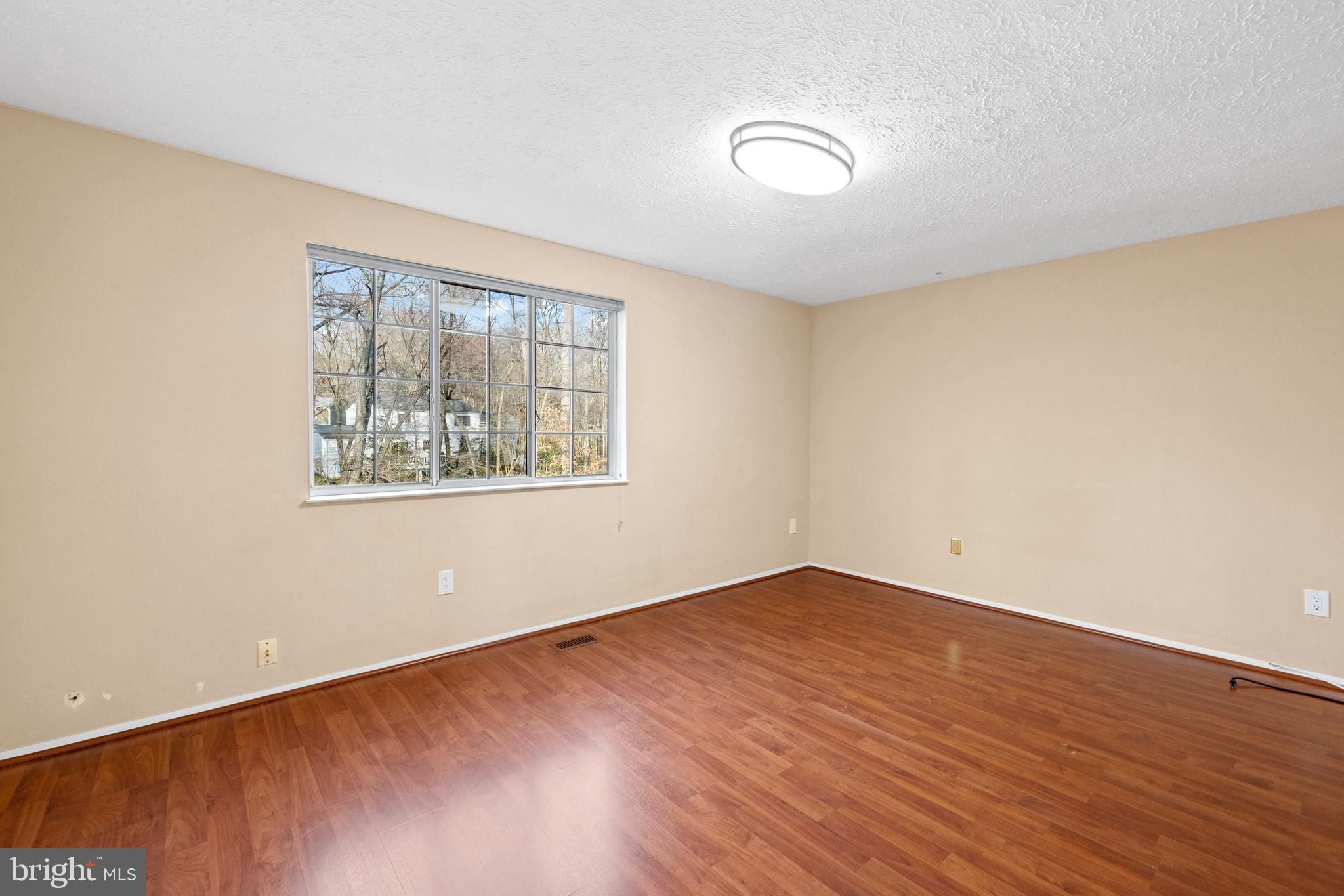 8469 Rippled Creek Court Springfield, VA 22153 - Photo 15 of 36