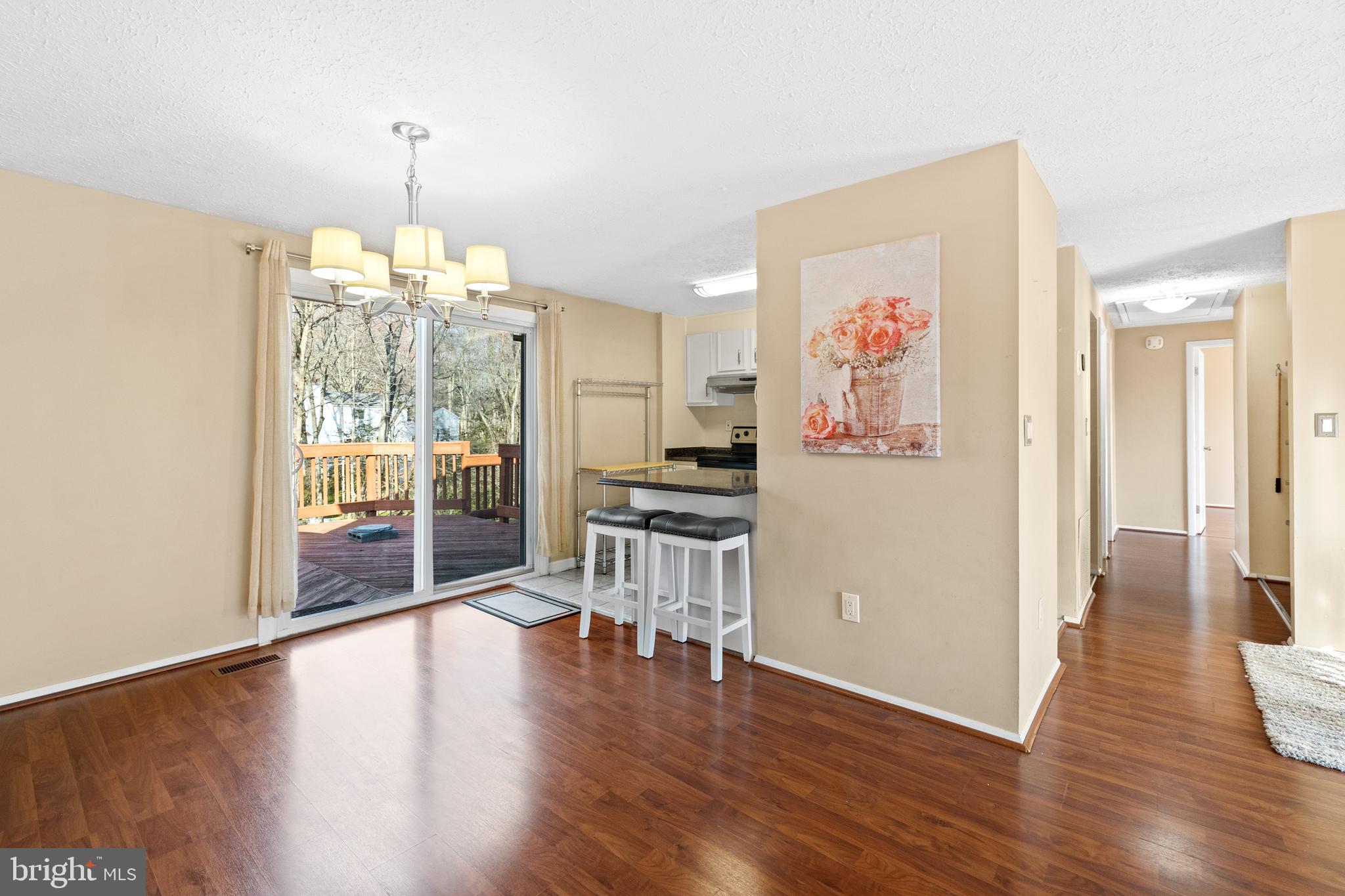 8469 Rippled Creek Court Springfield, VA 22153 - Photo 7 of 36