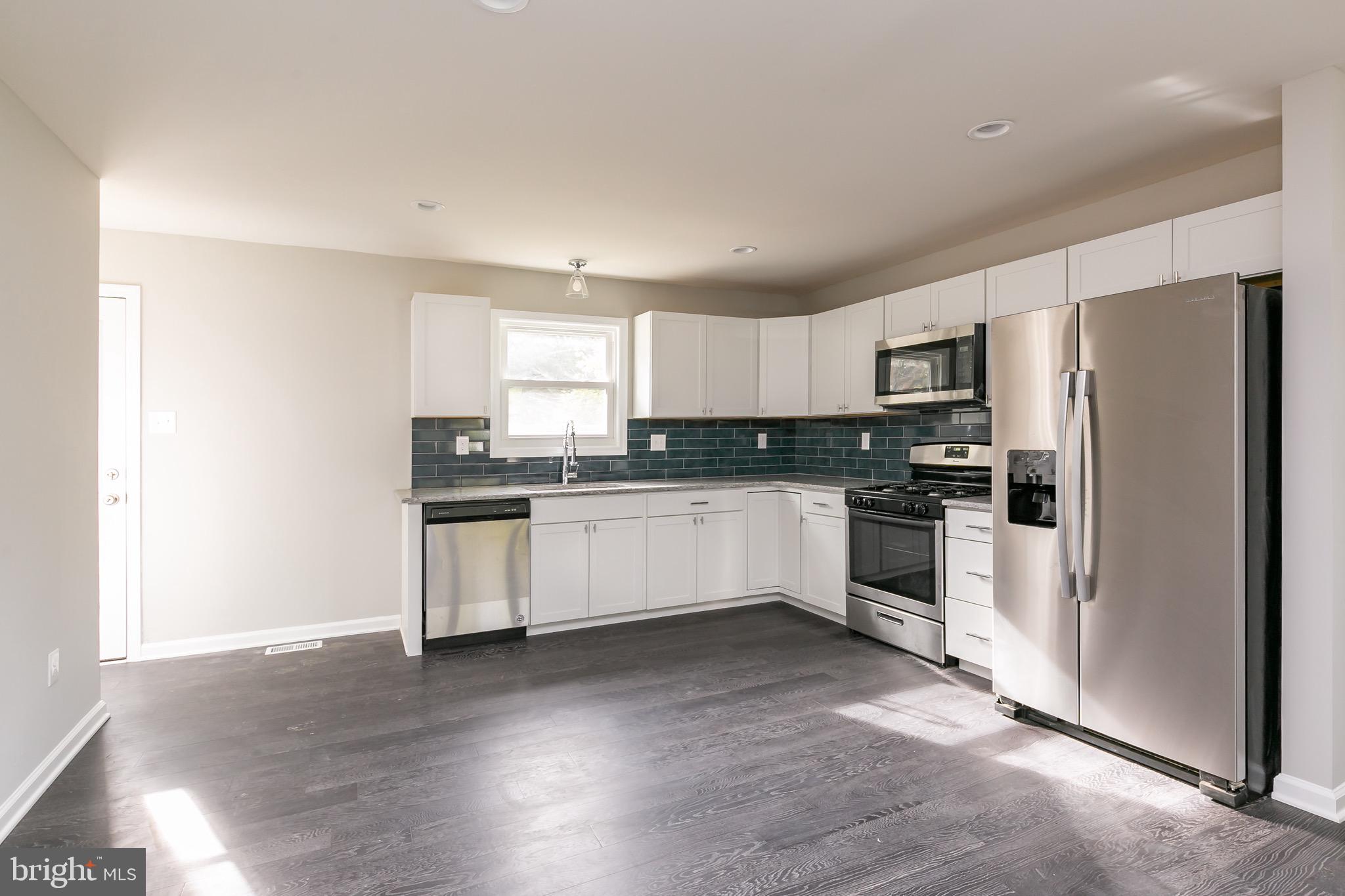391 Tansboro Road Berlin, NJ 08009 - Photo 5 of 23