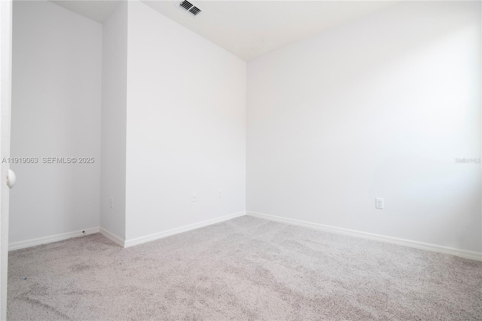 833 Colville Drive, Unit 833 Kissimmee, FL 34759 - Photo 36 of 47 a view of an empty room
