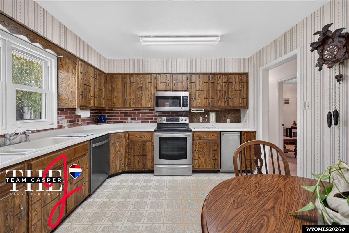 2103 West 42nd Street Casper, WY 82604 - Photo 17 of 50