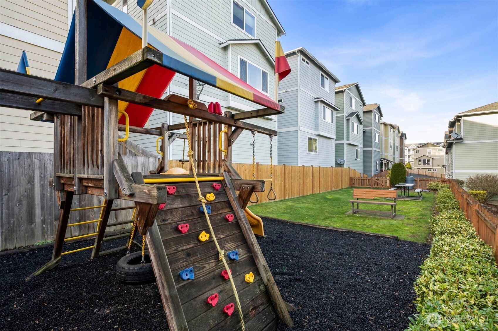 1128 Chestnut Street Everett, WA 98201 - Photo 31 of 34