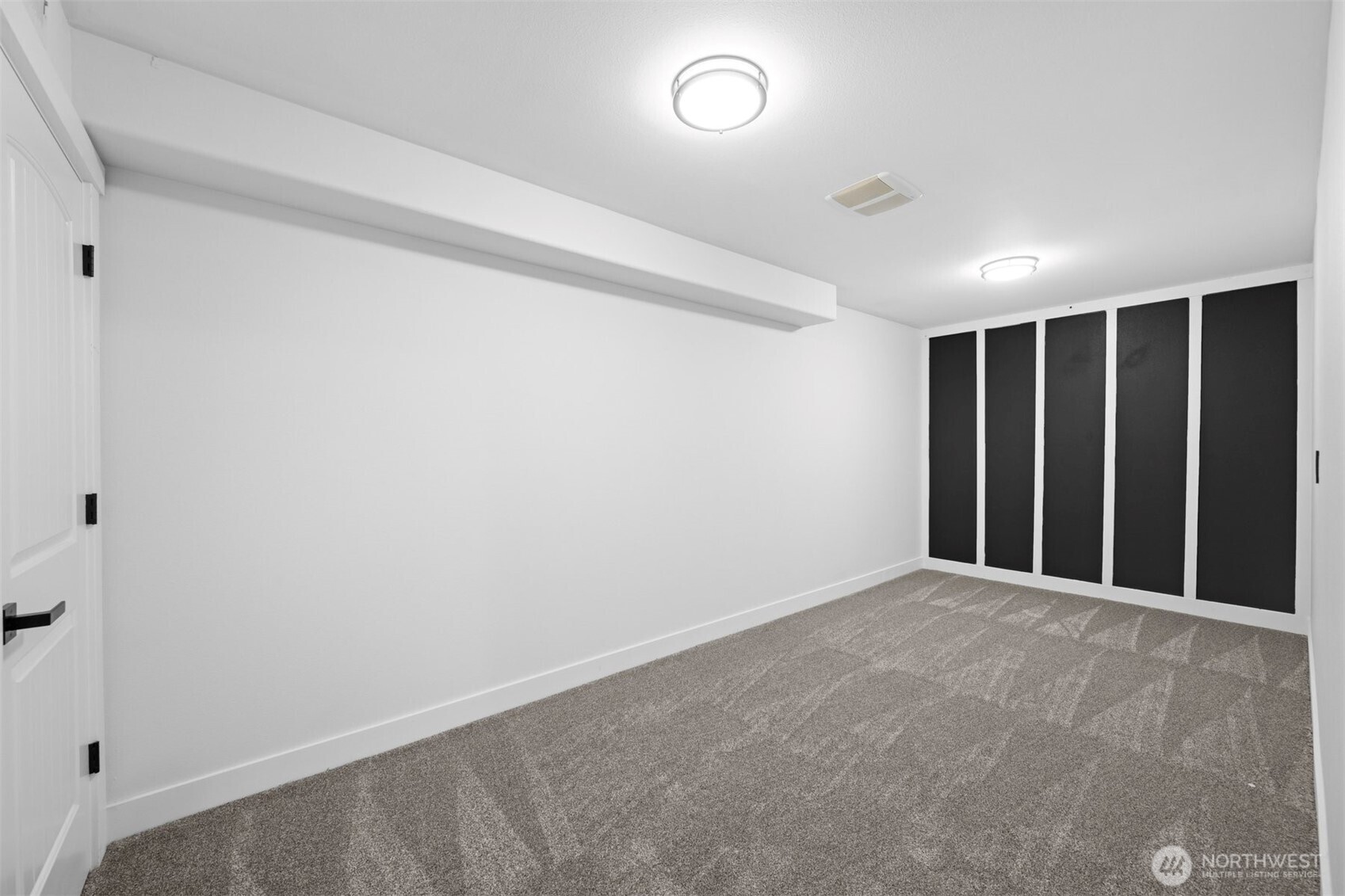 1128 Chestnut Street Everett, WA 98201 - Photo 4 of 34