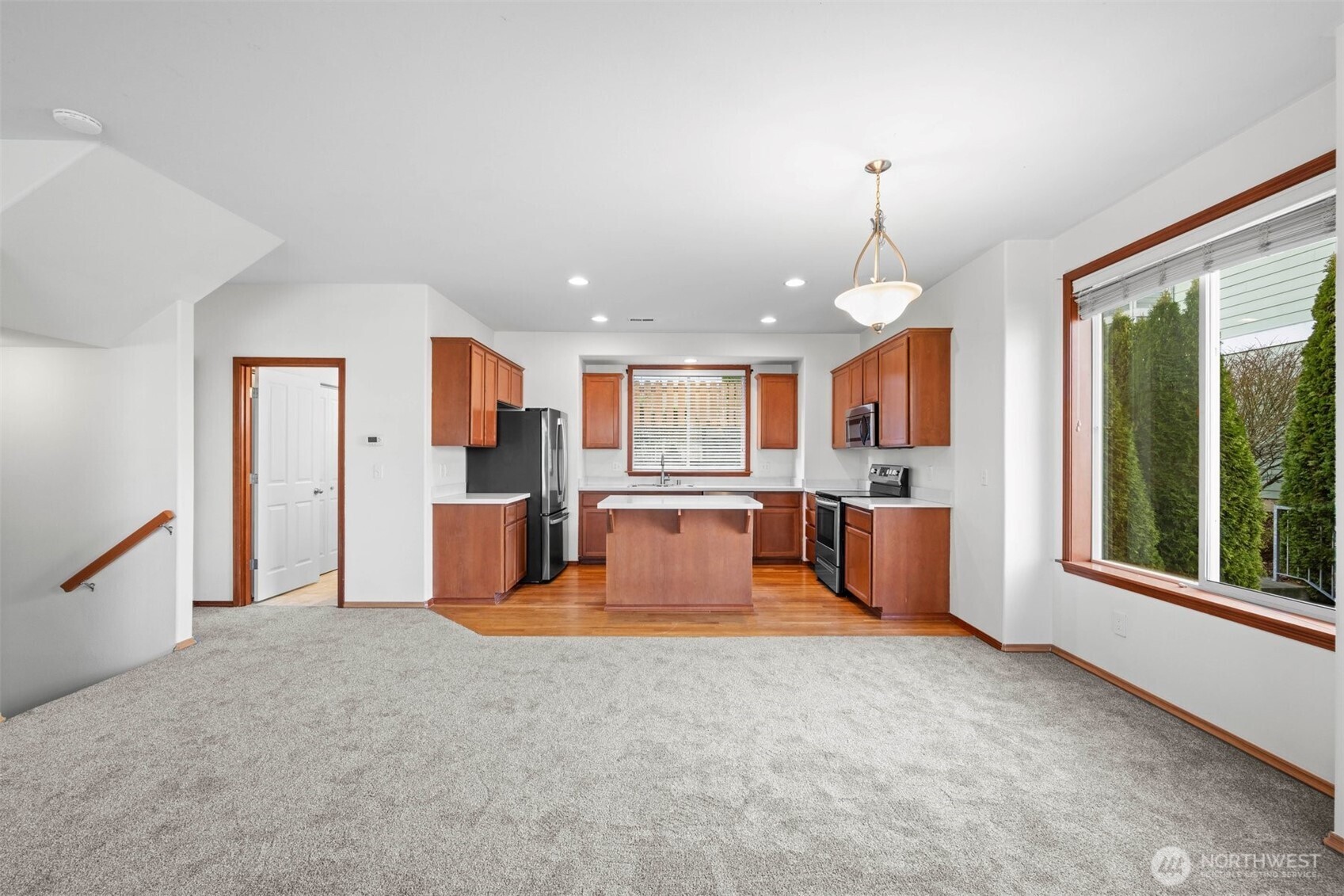 1128 Chestnut Street Everett, WA 98201 - Photo 6 of 34