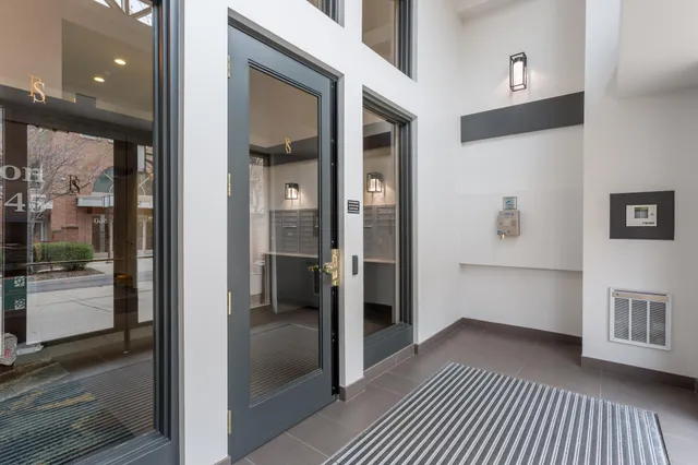 $2,495 | 545 North 1st Street, Unit 403, Minneapolis, MN 55401