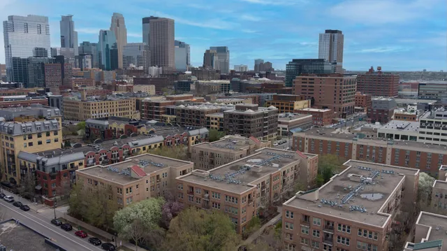 $2,495 | 545 North 1st Street, Unit 403, Minneapolis, MN 55401