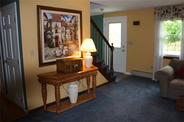 16 Spruce Road Westford, MA 01886 - Photo 6 of 24 Gallery Image 6