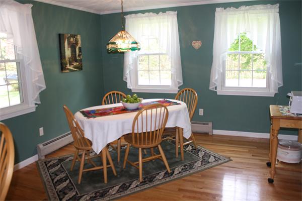 16 Spruce Road Westford, MA 01886 - Photo 9 of 24 Gallery Image 9
