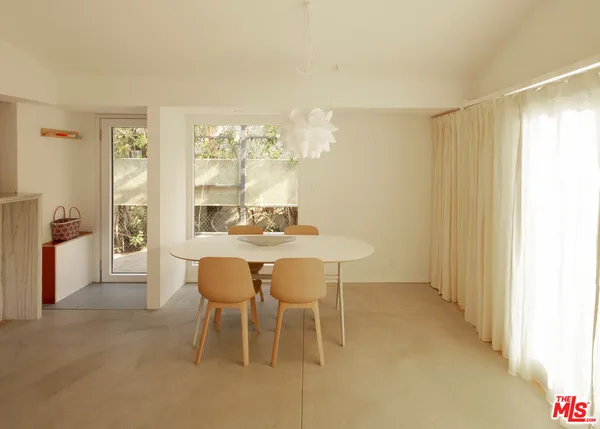 $12,000 | 2343 Eastern Court, Unit 1 & #2, Venice, CA 90291