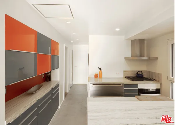 $12,000 | 2343 Eastern Court, Unit 1 & #2, Venice, CA 90291