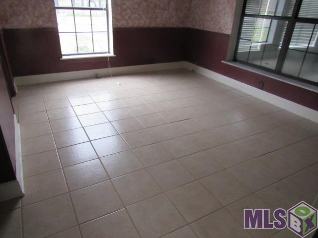 1955 Mchugh Road Baker, LA 70714 - Photo 6 of 10 Gallery Image 6