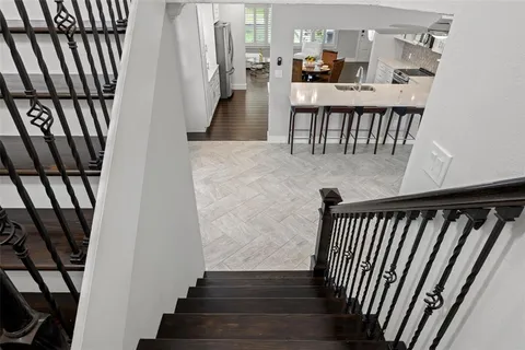 $885,000 | 427 Villa Grande Avenue South, St. Petersburg, FL 33707