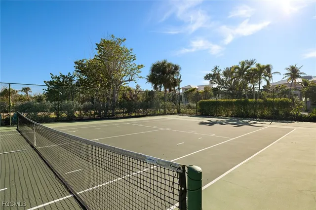 $1,725,000 | 5423 Shearwater Drive, Sanibel, FL 33957