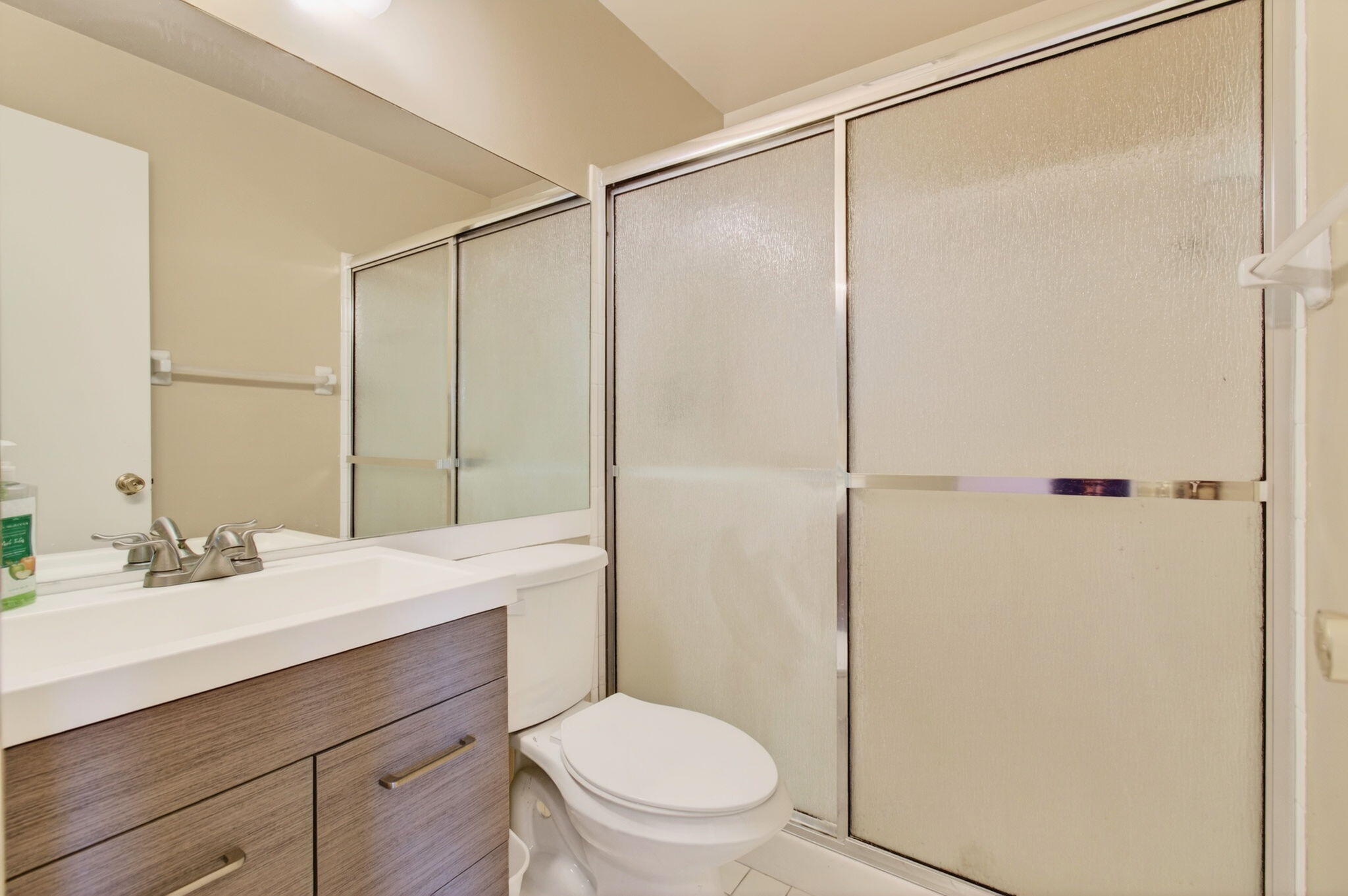 5368 Privet Place, Unit B Delray Beach, FL 33484 - Photo 18 of 44 27-web-or-mls-DSC_1698