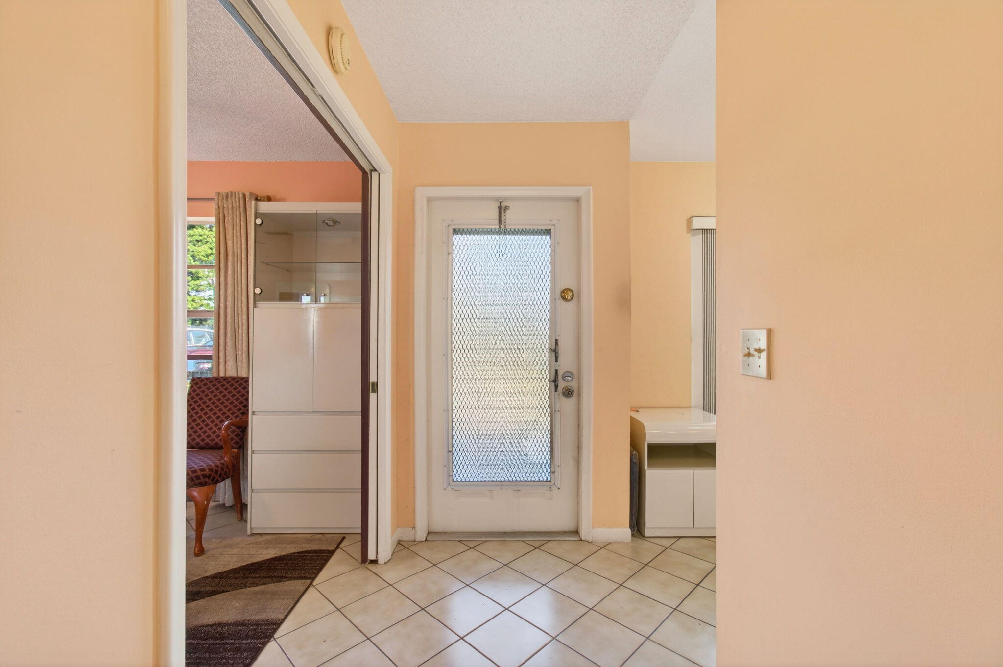 5368 Privet Place, Unit B Delray Beach, FL 33484 - Photo 2 of 44 8-web-or-mls-DSC_1488