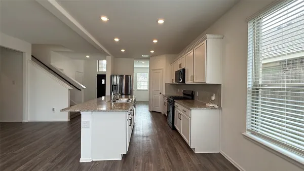 $2,595 | 9323 Darby Knoll Way, Houston, TX 77365