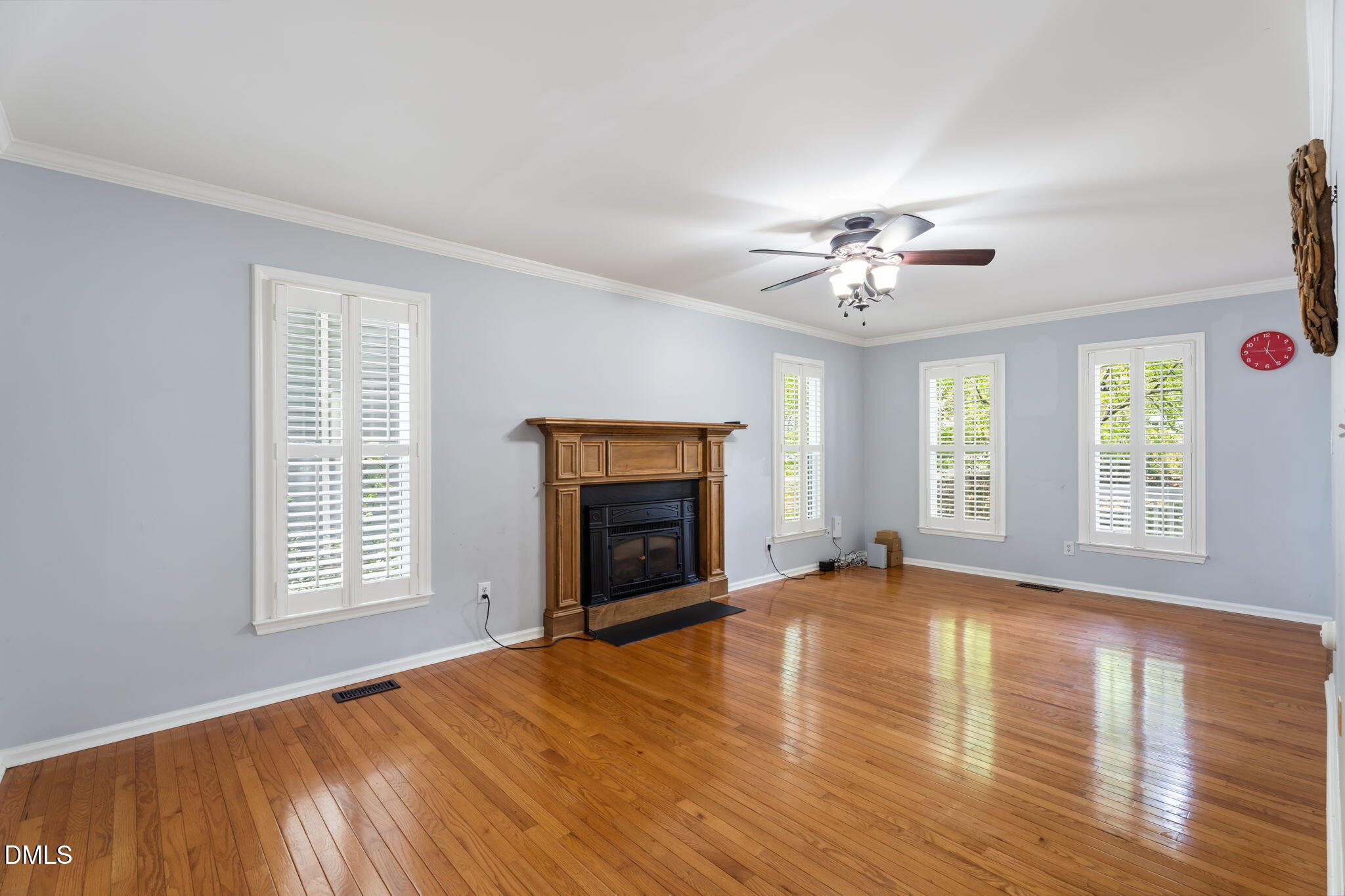 2409 Dunbrook Court Raleigh, NC 27604 - Photo 4 of 43 4-web-or-mls-DSC02363