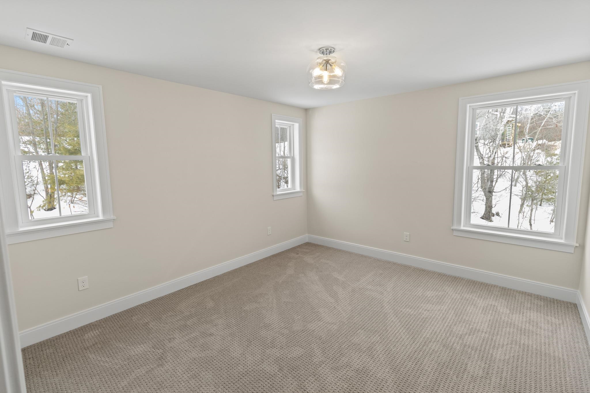 8 Megans Way, Unit 95 Epping, NH 03042 - Photo 35 of 54