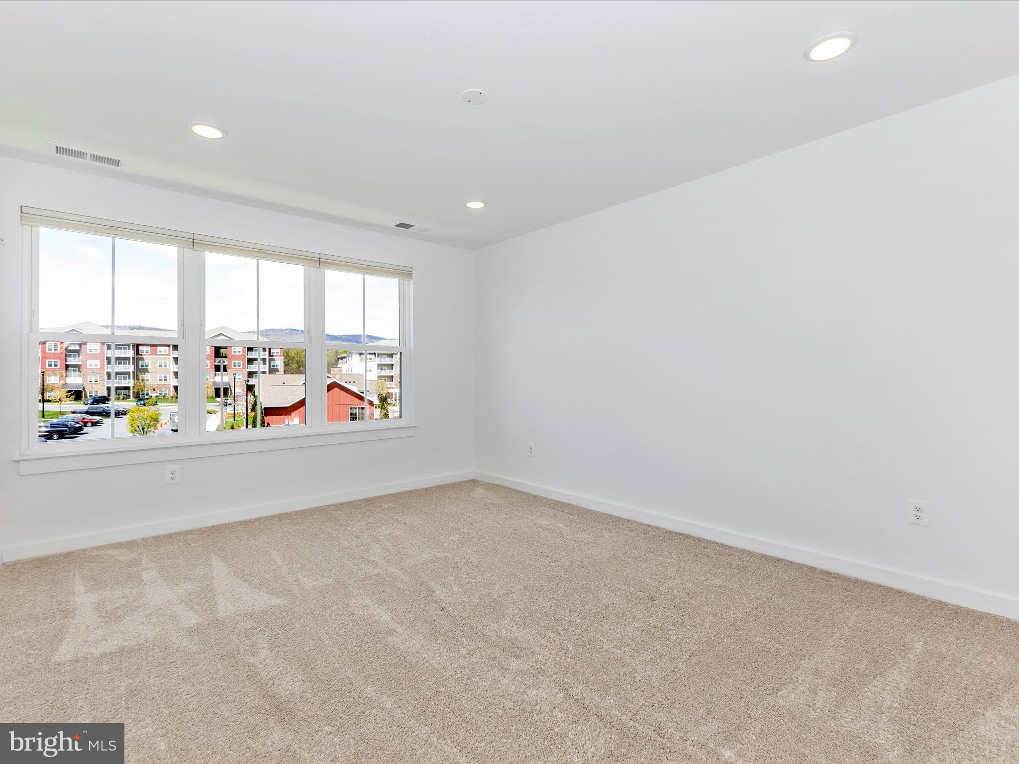 400 Waverley Drive Frederick, MD 21702 - Photo 40 of 53 Bedroom 3