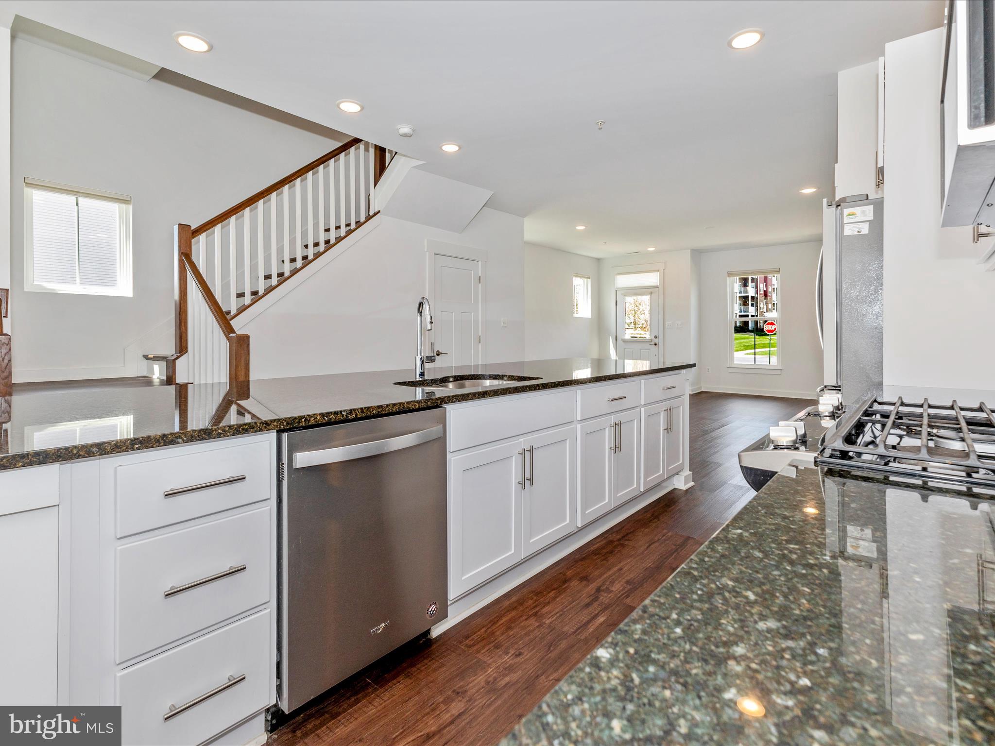 400 Waverley Drive Frederick, MD 21702 - Photo 7 of 53 Kitchen