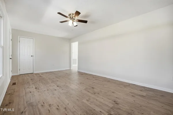 $229,000 | 1506 Mountain View Avenue East, Big Stone Gap, VA 24219