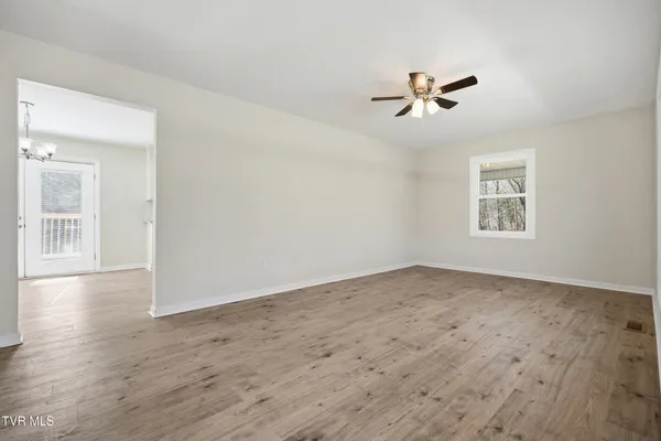 $229,000 | 1506 Mountain View Avenue East, Big Stone Gap, VA 24219