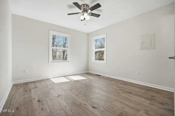 $229,000 | 1506 Mountain View Avenue East, Big Stone Gap, VA 24219