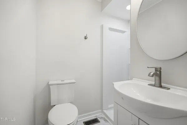 $229,000 | 1506 Mountain View Avenue East, Big Stone Gap, VA 24219