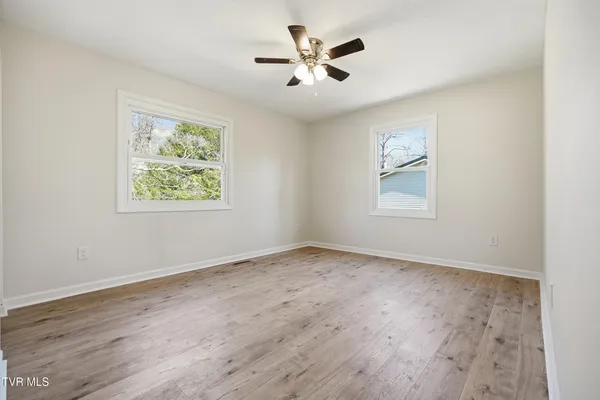 $229,000 | 1506 Mountain View Avenue East, Big Stone Gap, VA 24219