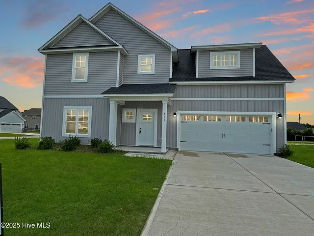 $344,900 | 401 Bay Harbor, Hubert, NC 28539