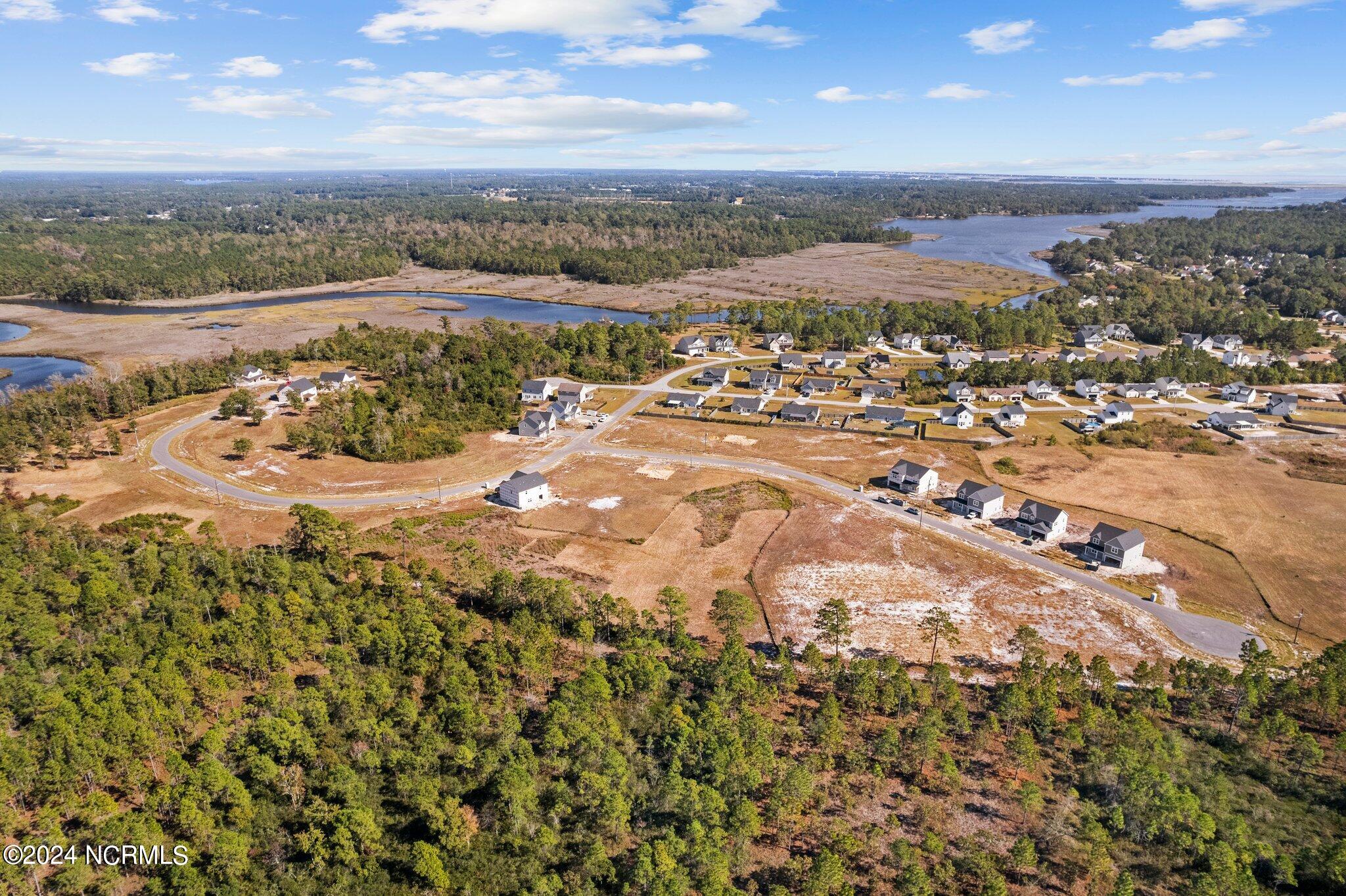401 Bay Harbor Hubert, NC 28539 - Photo 22 of 23 Community Aerial