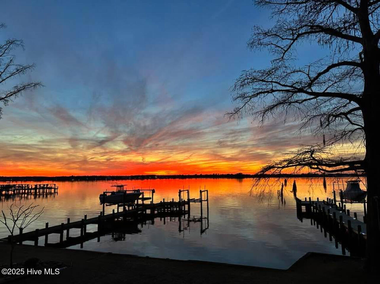 109 Edgewater Beach Road Washington, NC 27889 - Photo 2 of 70 IMG_0807