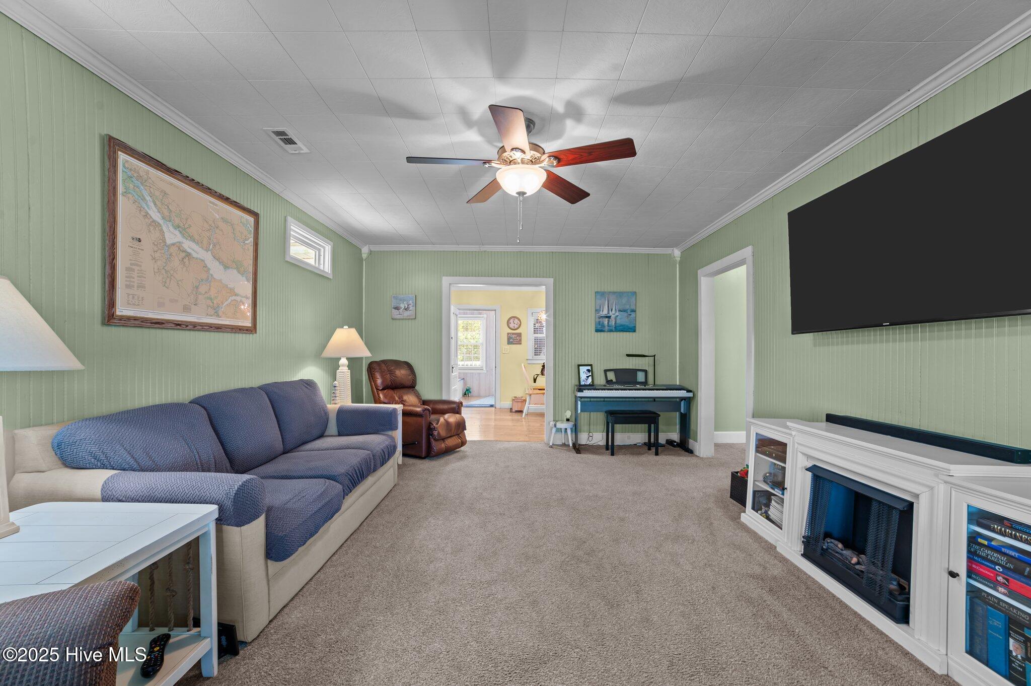 109 Edgewater Beach Road Washington, NC 27889 - Photo 23 of 70 57-web-or-mls-LHV_5629