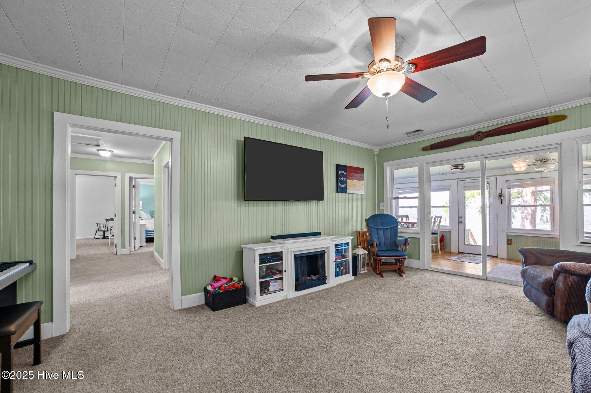 109 Edgewater Beach Road Washington, NC 27889 - Photo 24 of 70 59-web-or-mls-LHV_5635