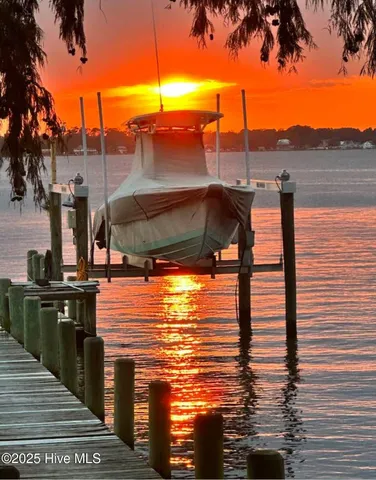 $529,000 | 109 Edgewater Beach Road, Washington, NC 27889