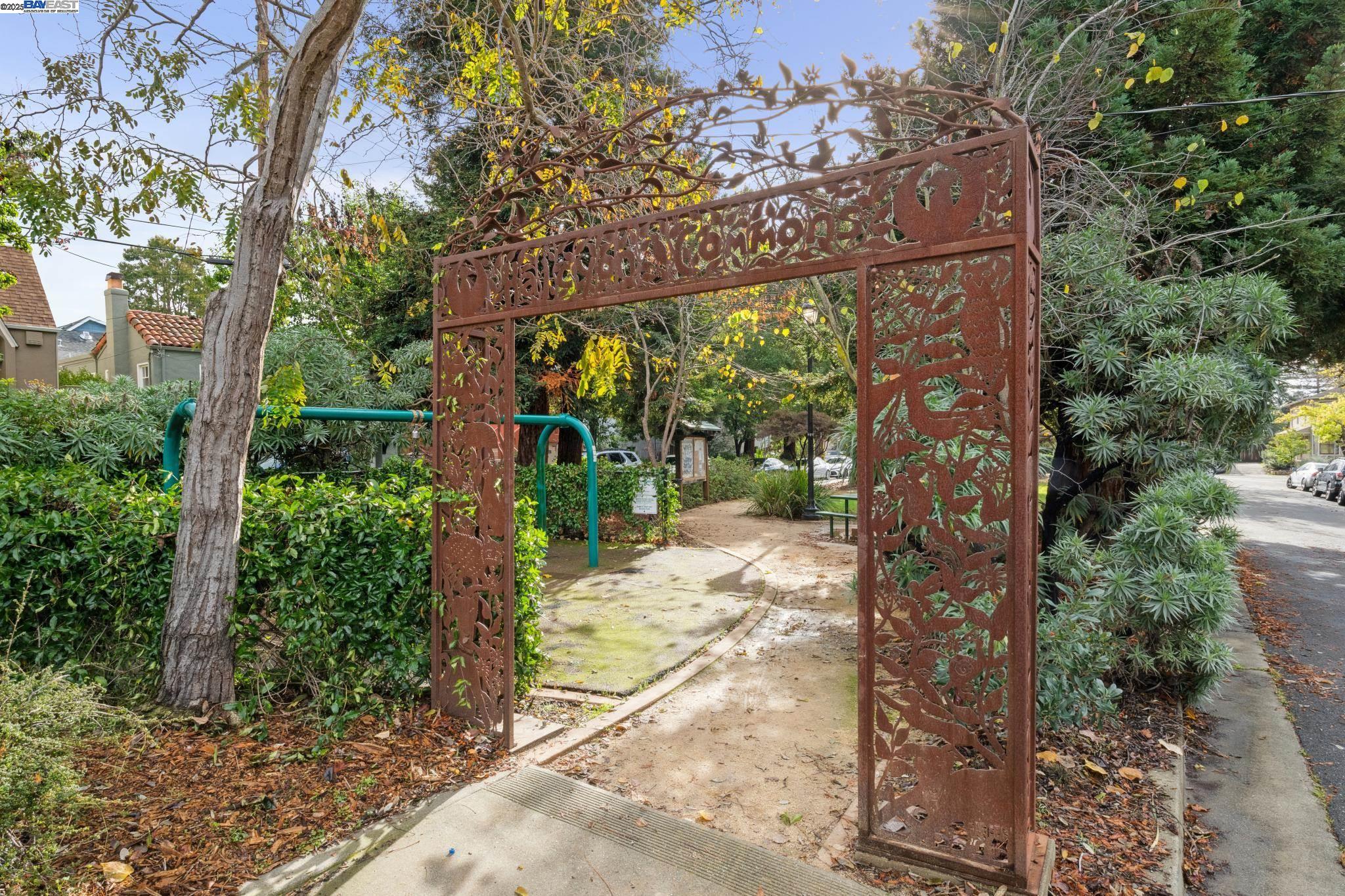 3047 Halcyon Court Berkeley, CA 94705 - Photo 40 of 45 a backyard of a house with lots of green space