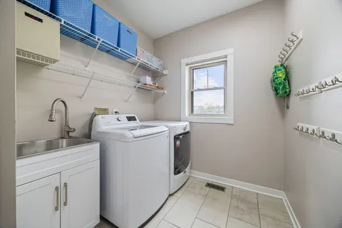 $749,000 | 1443 Sunflower Court, Grayslake, IL 60030