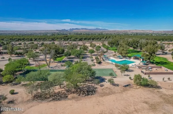 $345,500 | 1111 East Madera Grove Lane, Sahuarita, AZ 85629
