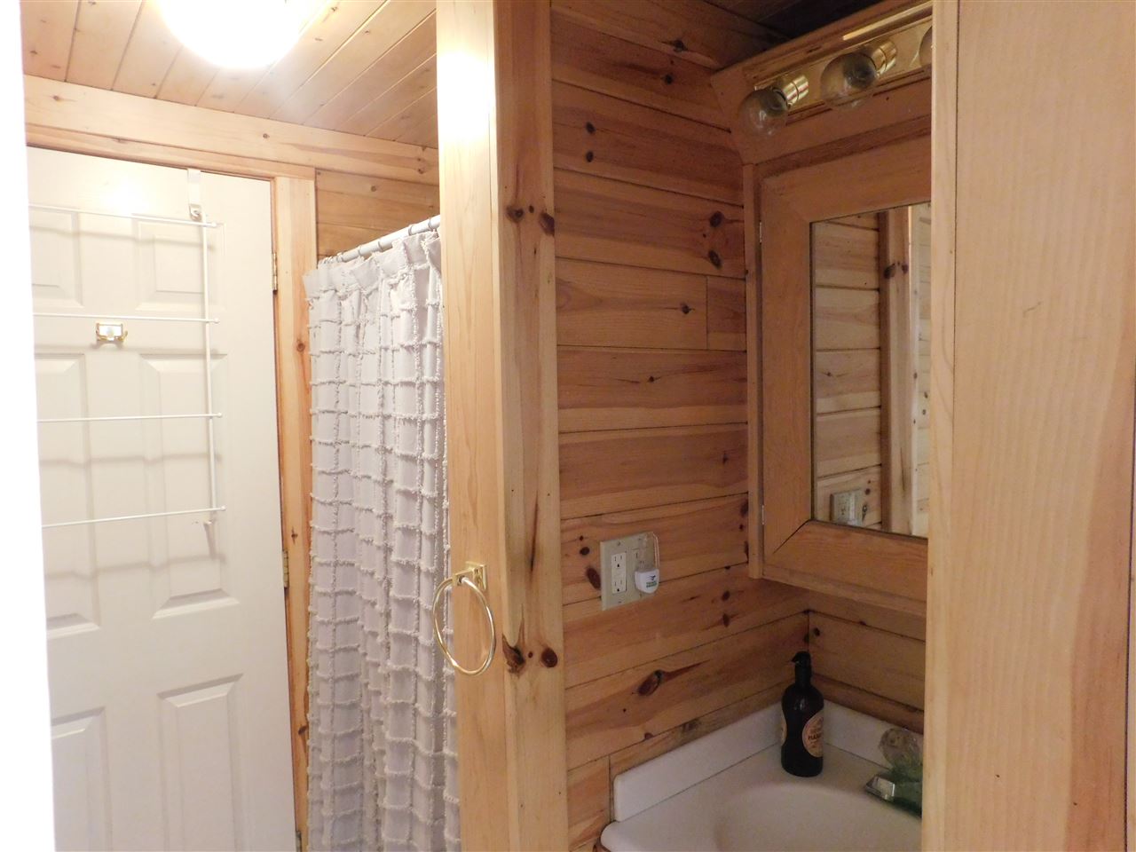 600 Maple Road Lupton, MI 48635 - Photo 31 of 33 1859181-30.JPG