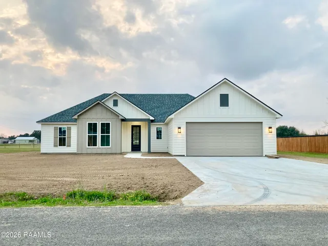 $369,000 | 119 Guard Road, Scott, LA 70583