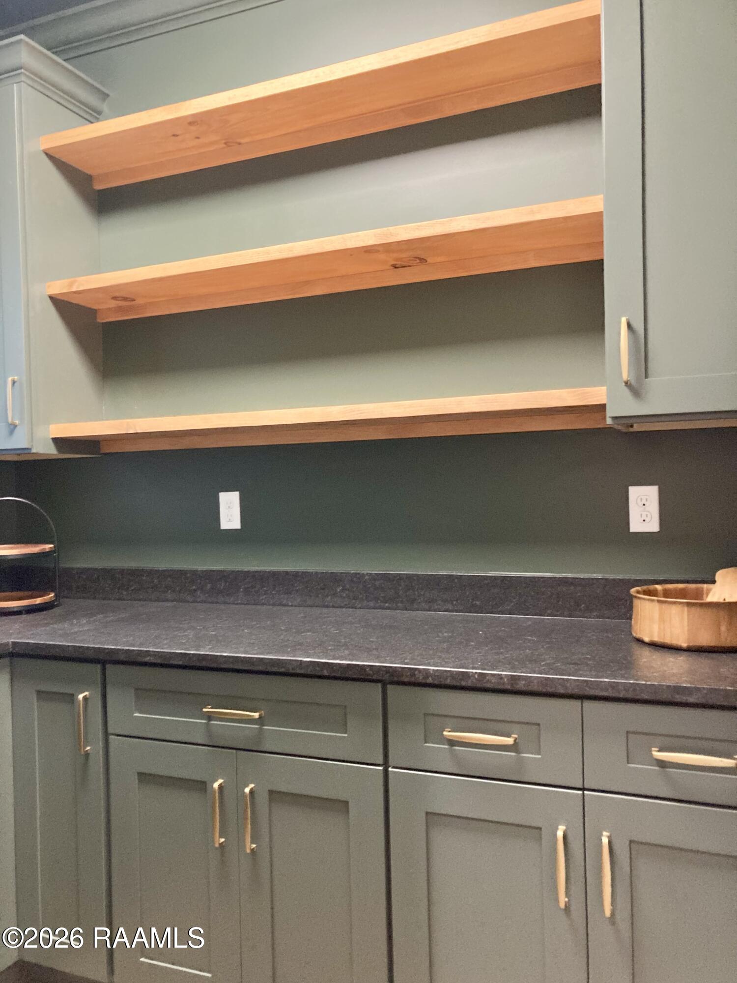 119 Guard Road Scott, LA 70583 - Photo 14 of 29 Walk-in Pantry